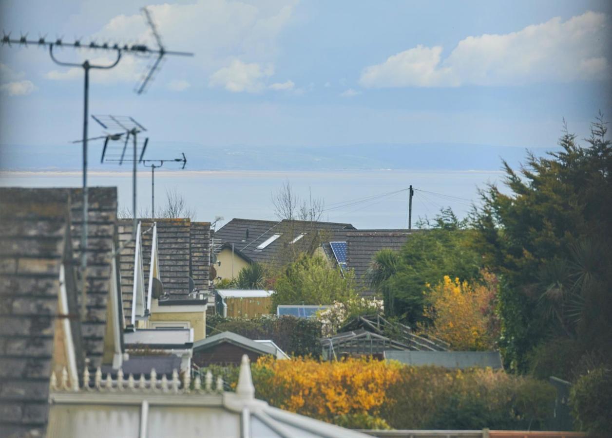 Ser Ar Y Bryn- Lovely Family Home With Garden, Walk To The Village And Beach Сондерсфут Екстер'єр фото