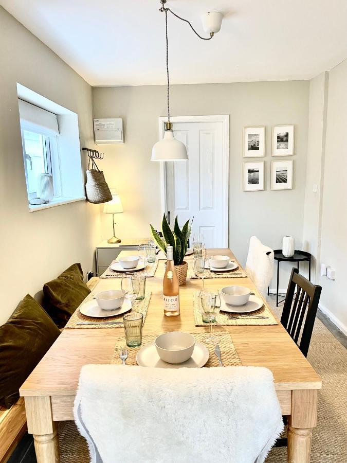 Ser Ar Y Bryn- Lovely Family Home With Garden, Walk To The Village And Beach Сондерсфут Екстер'єр фото